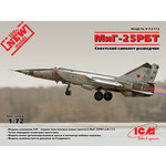 72172 МиГ-25 РБТ, Советский самолет-разведчик